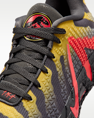 Nike.comにおけるジャ 3 